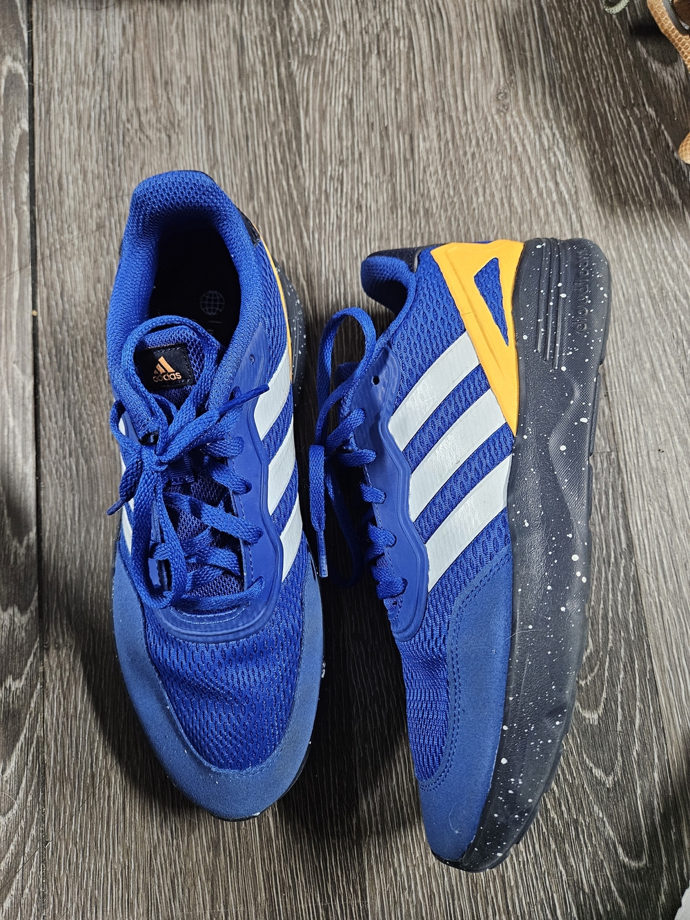 adidas Men’s Royal Blue Sneakers with White Stripes and Yellow Accent